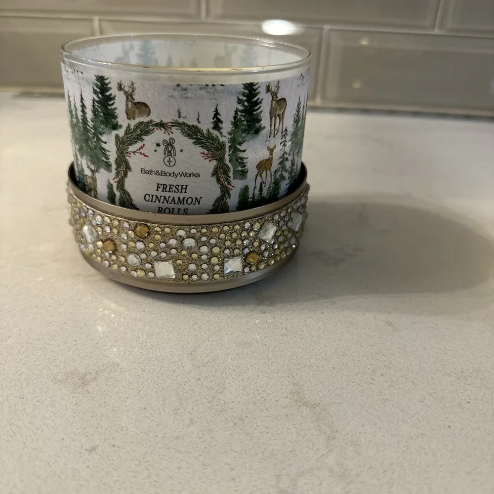 Bath and‎ Body Works Gems 3 wick candle holder sleeve